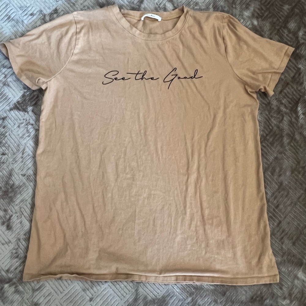 Tres Bien Tan Short Sleeve Tee